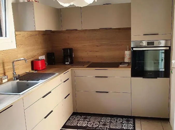 Апартаменты Maison Toulousaine Avec Jardin