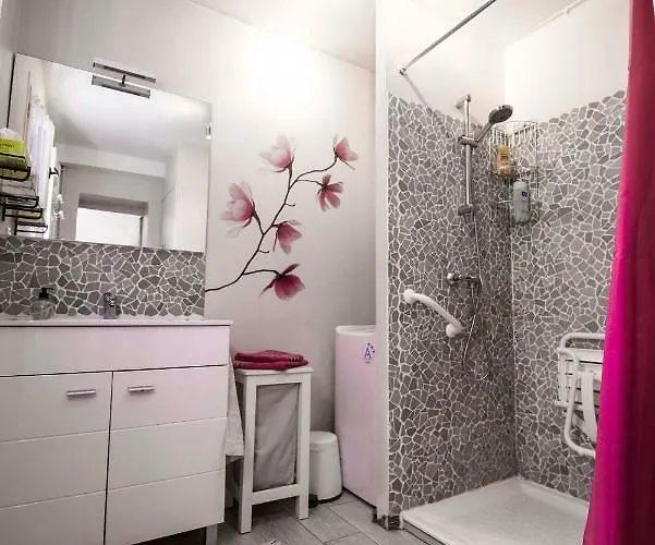 Апартаменты Maison Toulousaine Avec Jardin